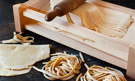 spaghetti alla chitarra dish from top